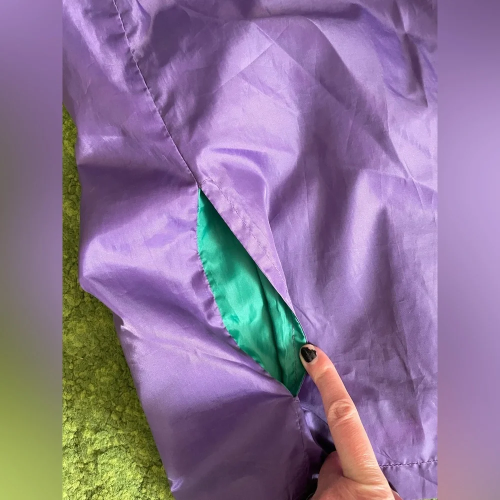 MTV Retro Zip-Up Windbreaker - Picture 7 of 13